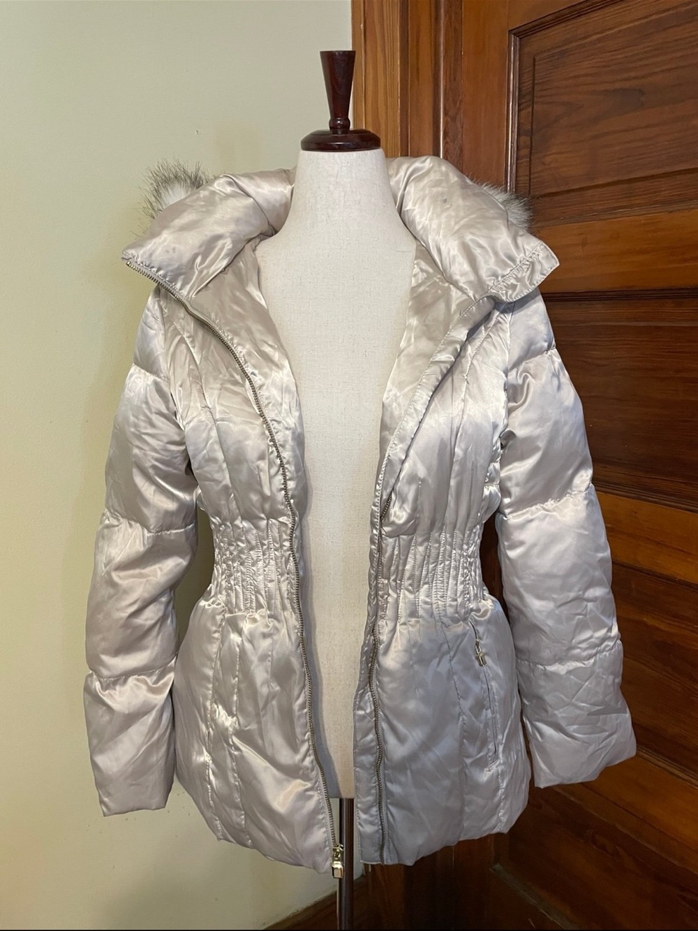 Laundry By Shelli Segal Shimmery Silver Puffer Coat with High Collar